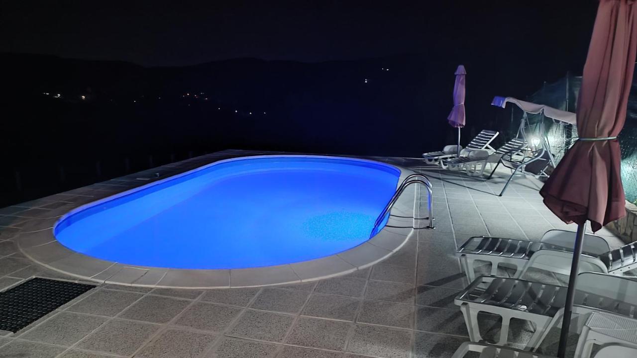 Villa Green Oasis With Pool Σαράγεβο Εξωτερικό φωτογραφία